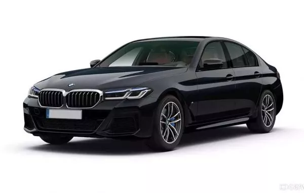 Luxury Sedan (BMW 5 Series) Or Similar